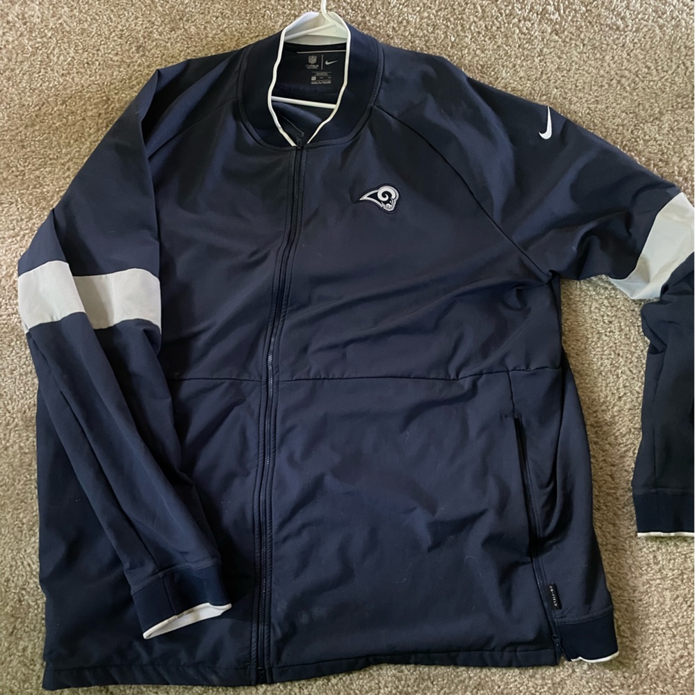 LA Rams on Field Jacket - Picture 5 of 6